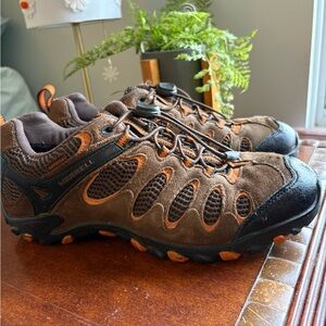 Merrell Men's Size US 9 Medium Waterproof Hiking Shoes Brown Orange Black